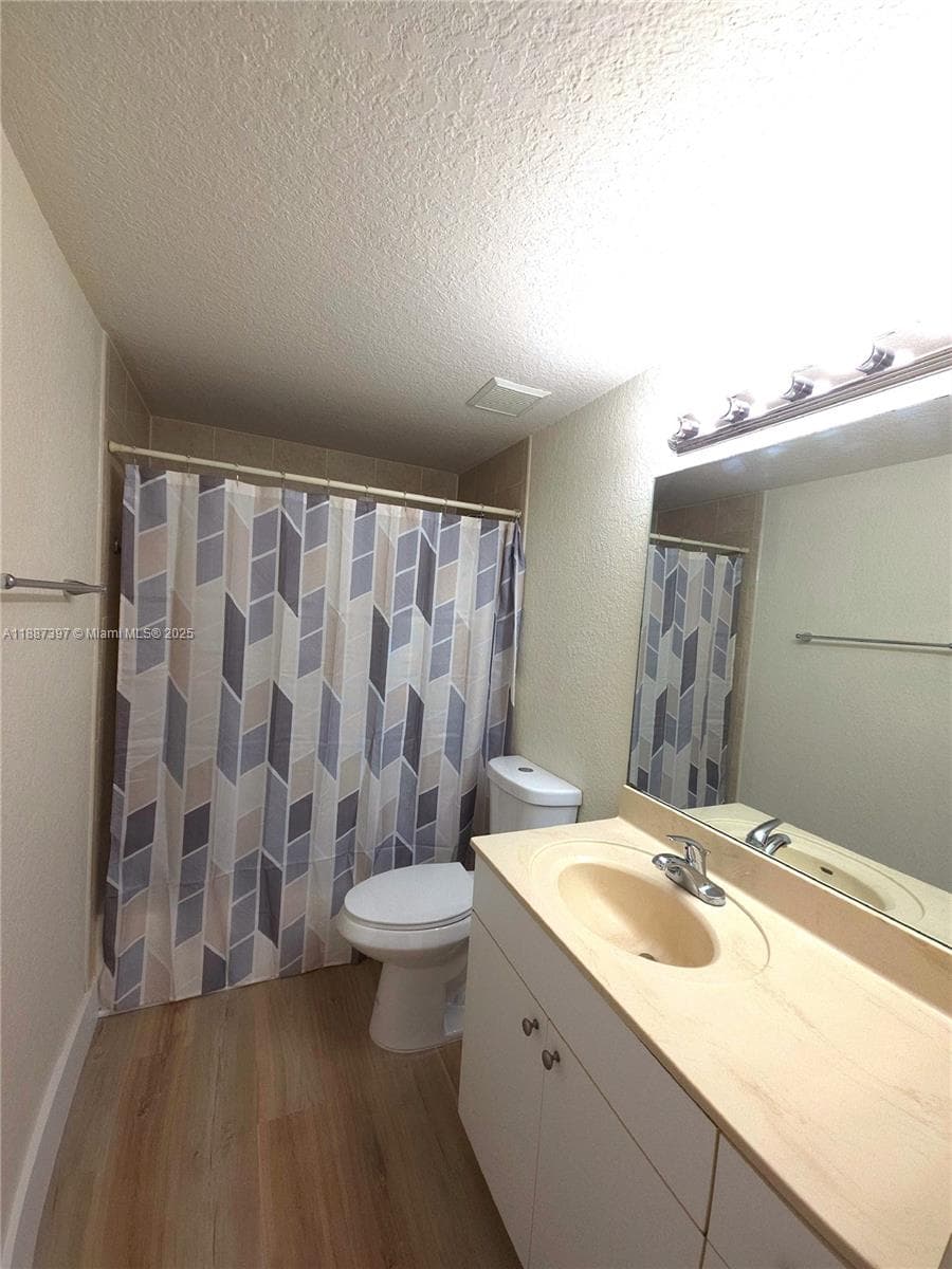 437 SW 7th St # 201, Miami FL 33130 — 13