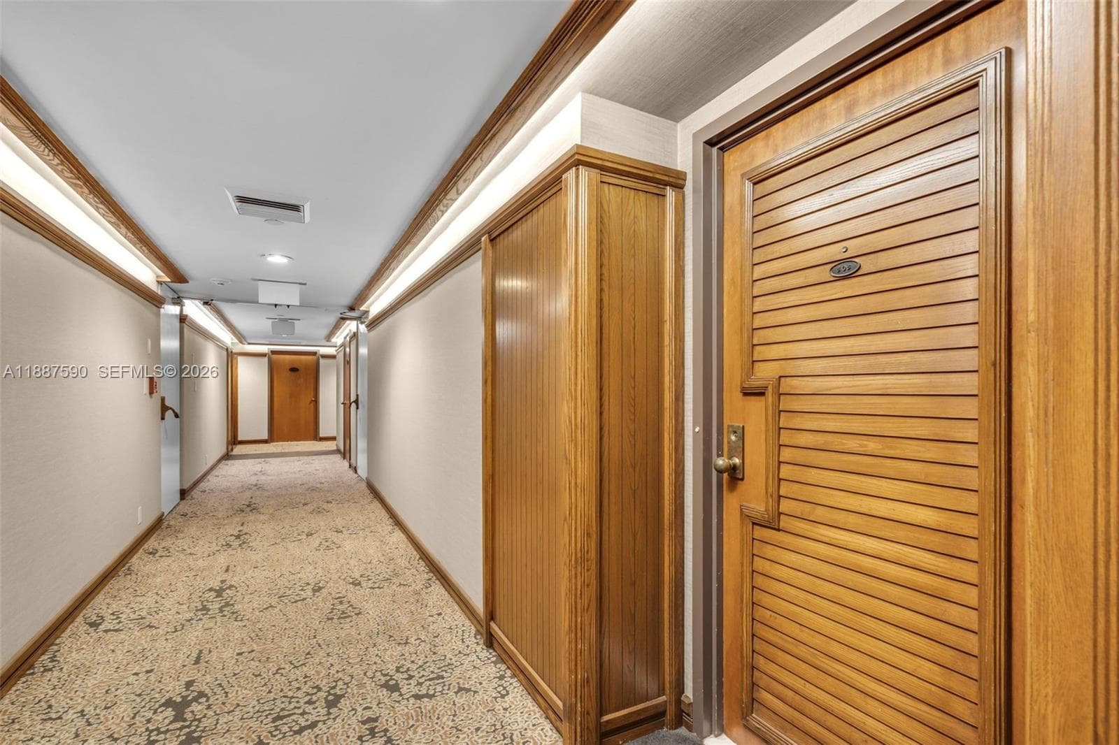 1000 Quayside Ter # 505, Miami FL 33138 — 5