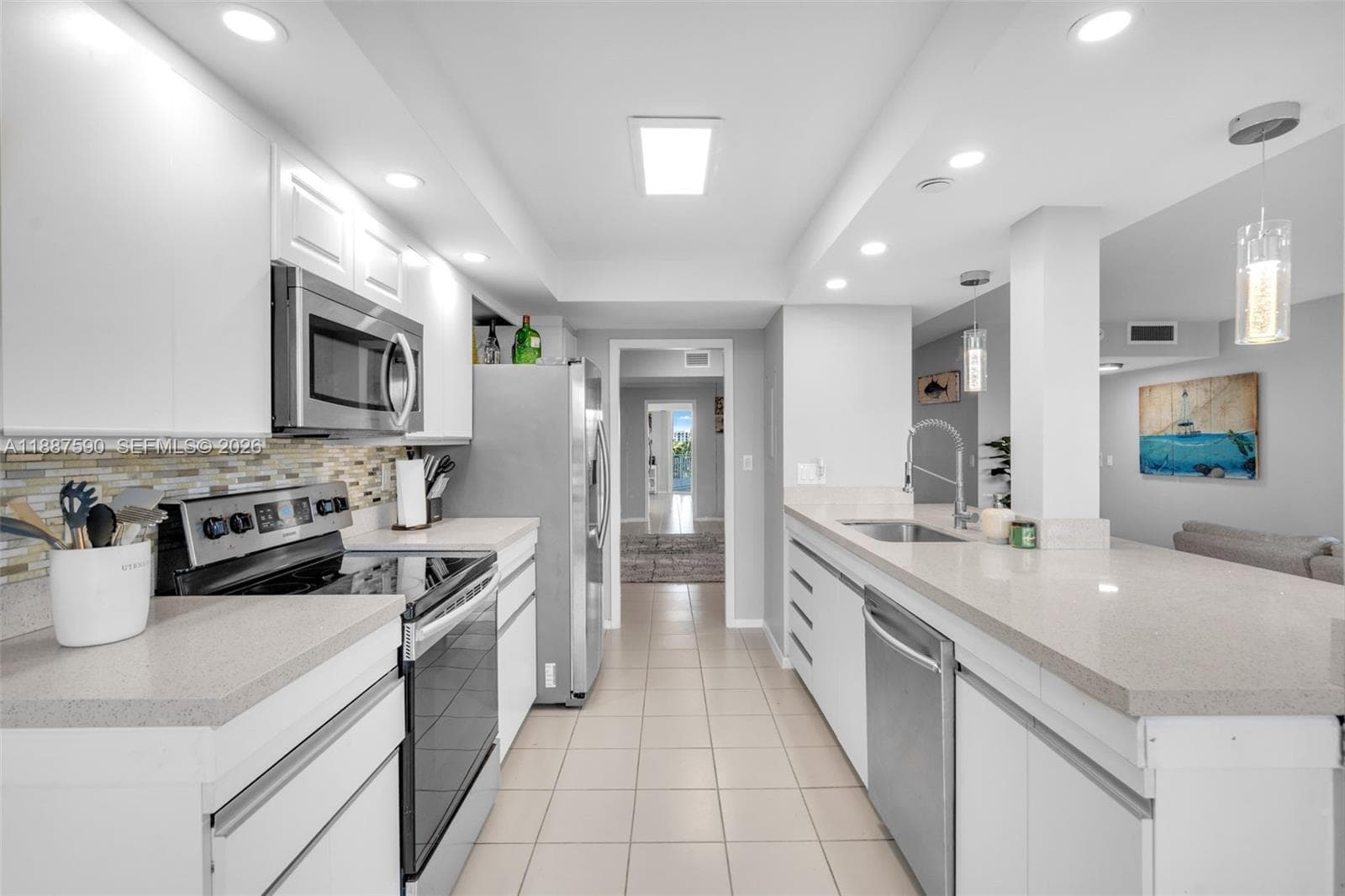 1000 Quayside Ter # 505, Miami FL 33138 — 8