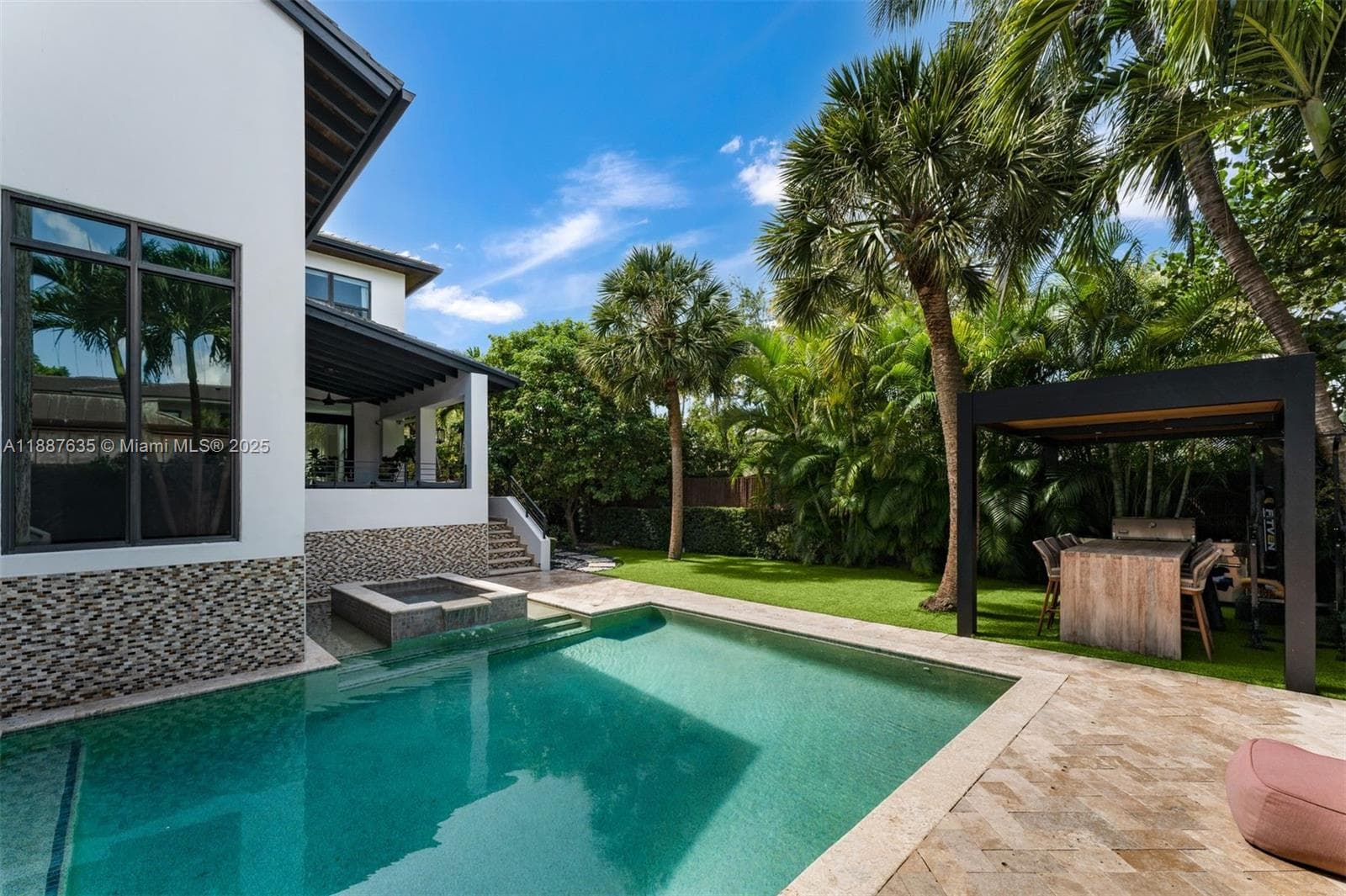 330 Caribbean Rd, Key Biscayne FL 33149 — 37