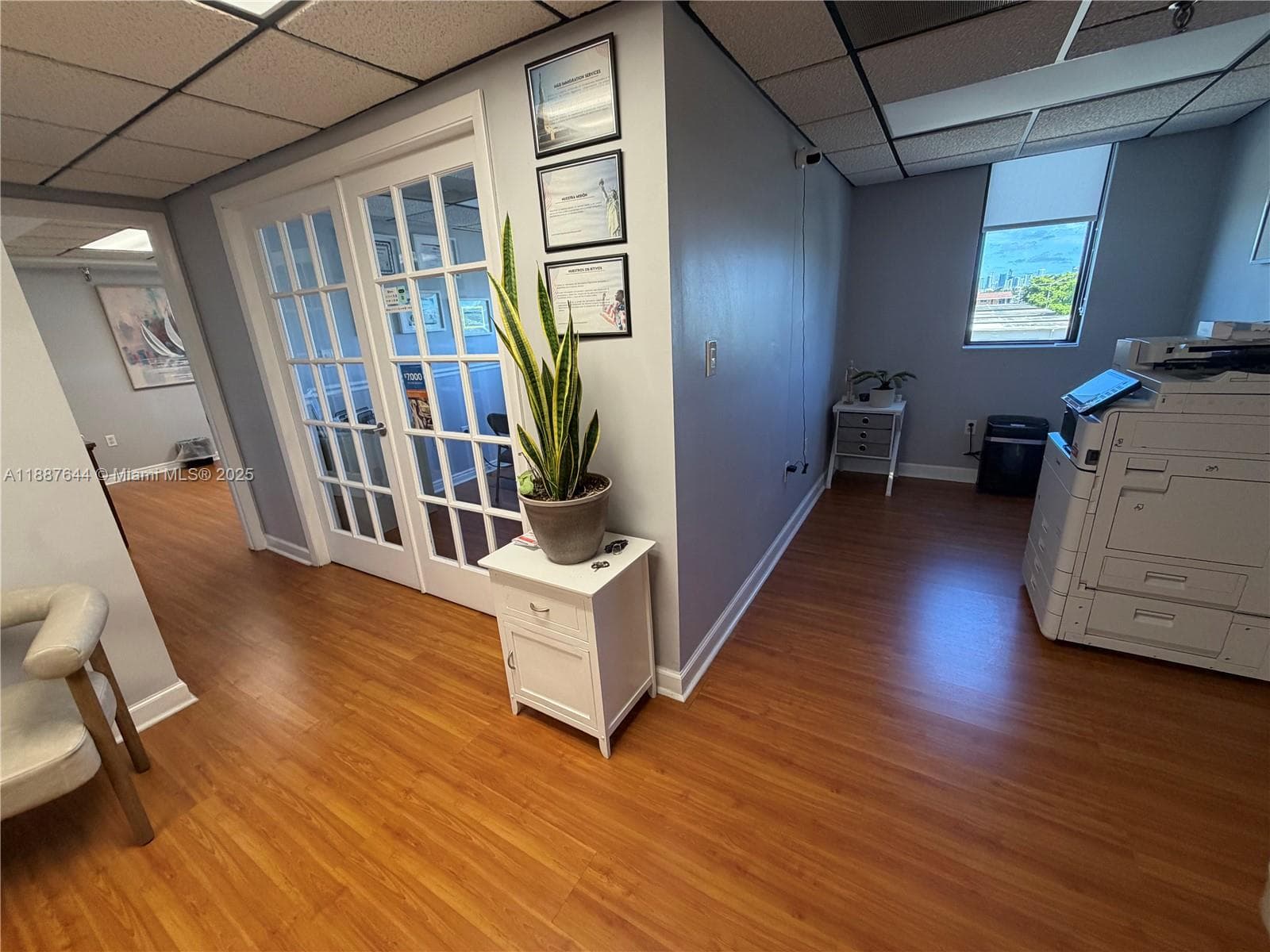 4011 W Flagler St # 404, Miami FL 33134 — 5