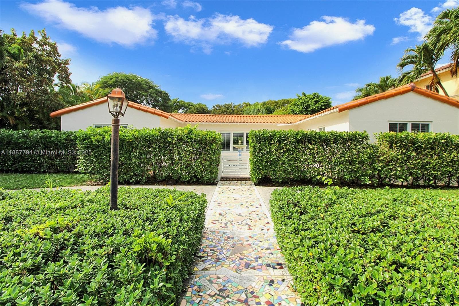 1110 Wallace St, Coral Gables FL 33134 — 1