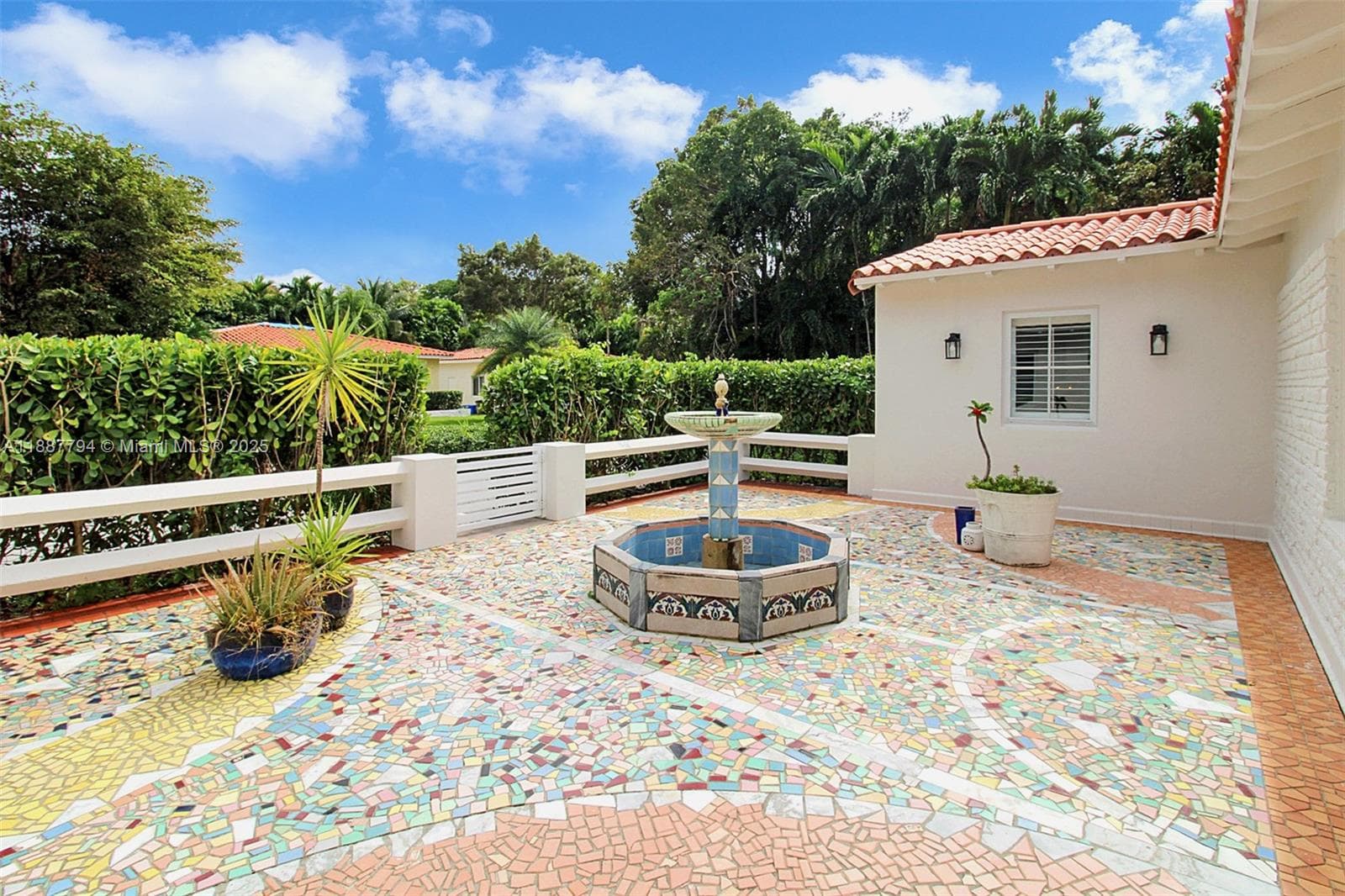 1110 Wallace St, Coral Gables FL 33134 — 5