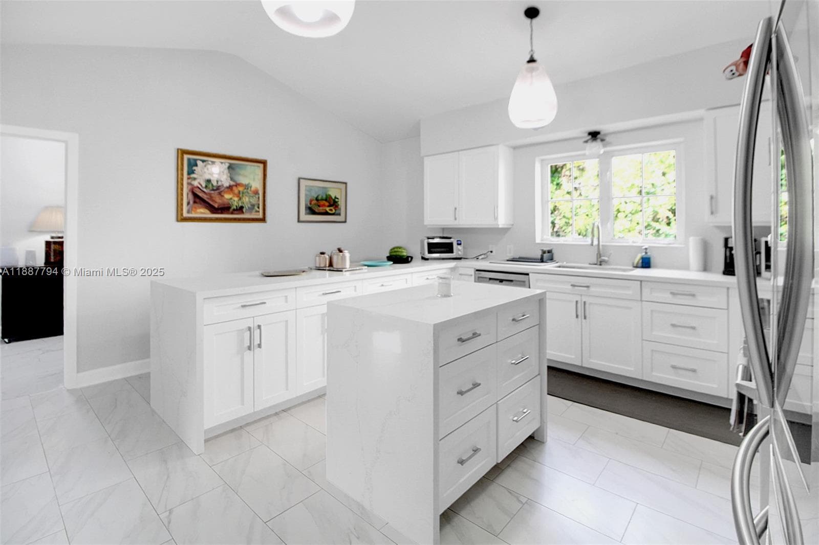 1110 Wallace St, Coral Gables FL 33134 — 11