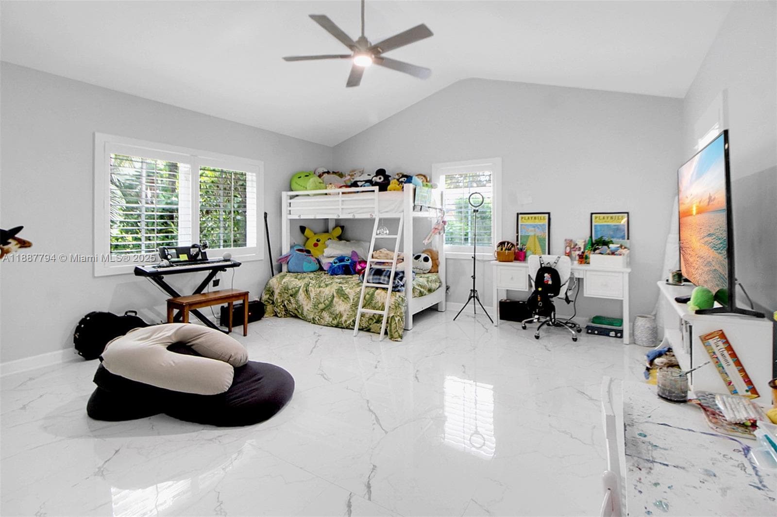 1110 Wallace St, Coral Gables FL 33134 — 19