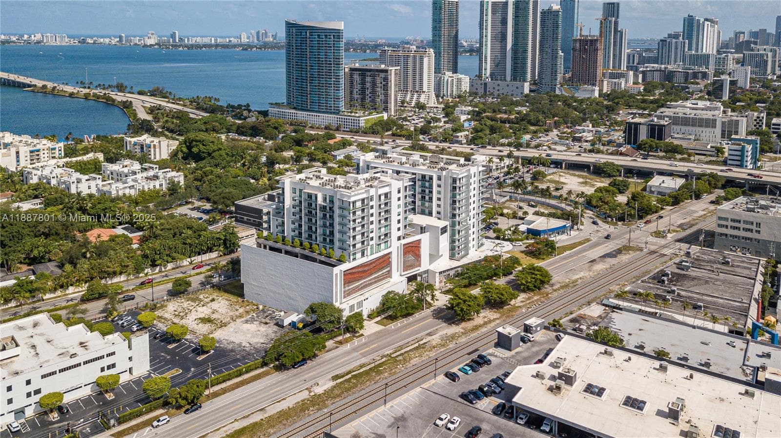 Miami, FL — 3