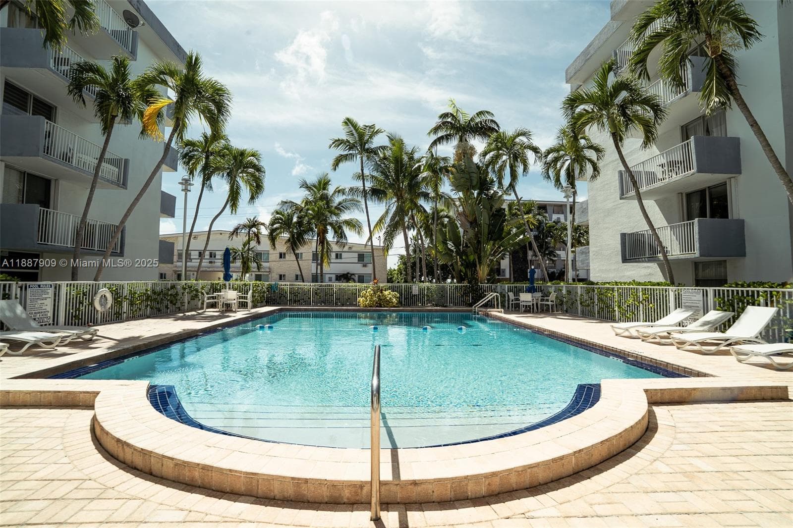 1801 S Treasure Dr # 526, North Bay Village FL 33141 — 12