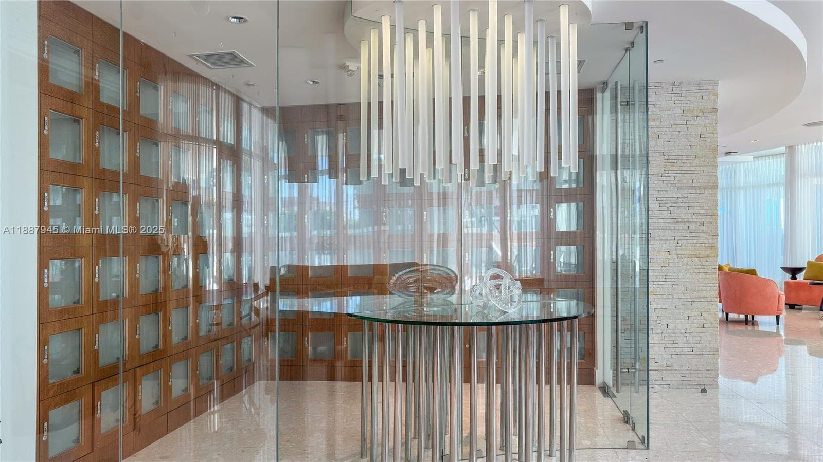 3801 Collins Ave # 1502, Miami Beach FL 33140 — 36