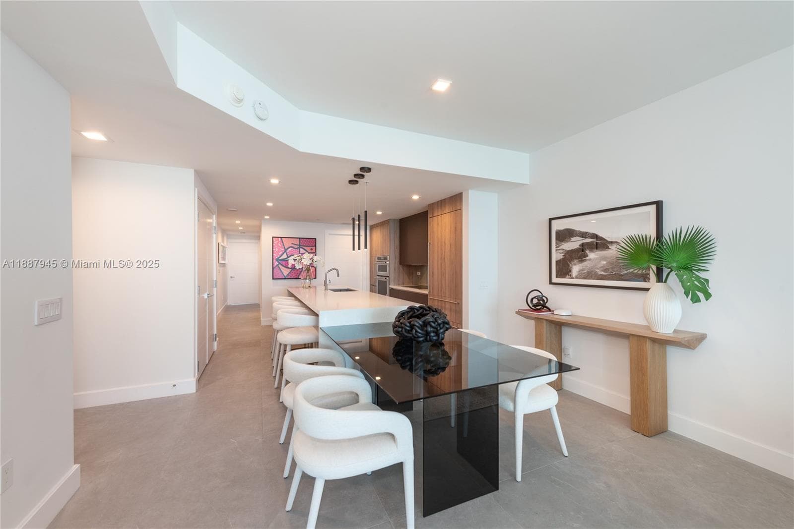 3801 Collins Ave # 1502, Miami Beach FL 33140 — 9