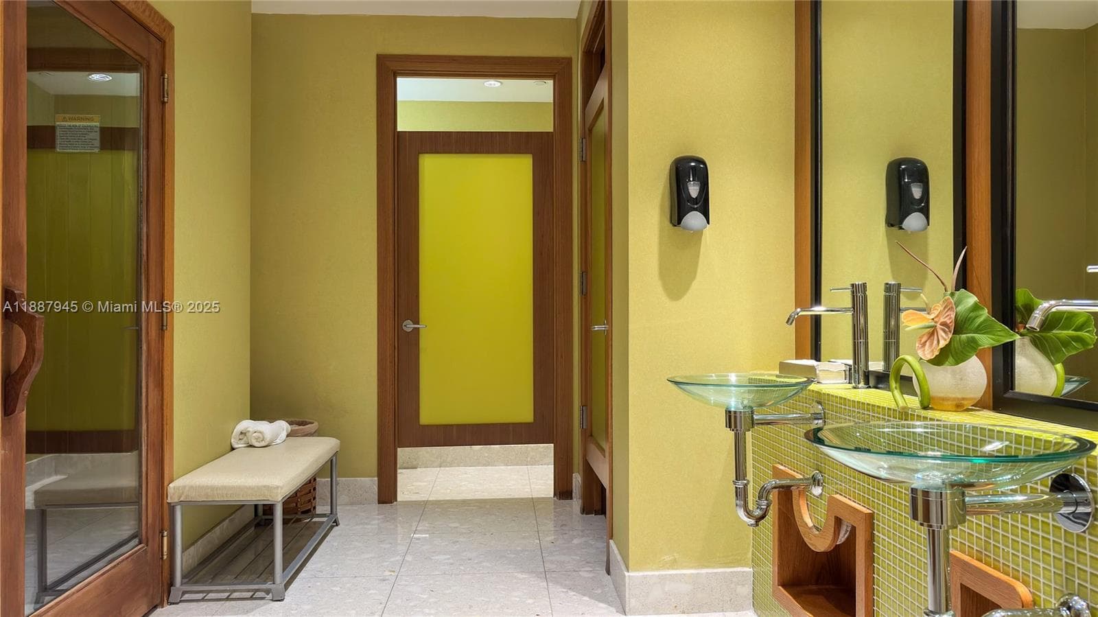 3801 Collins Ave # 1502, Miami Beach FL 33140 — 40