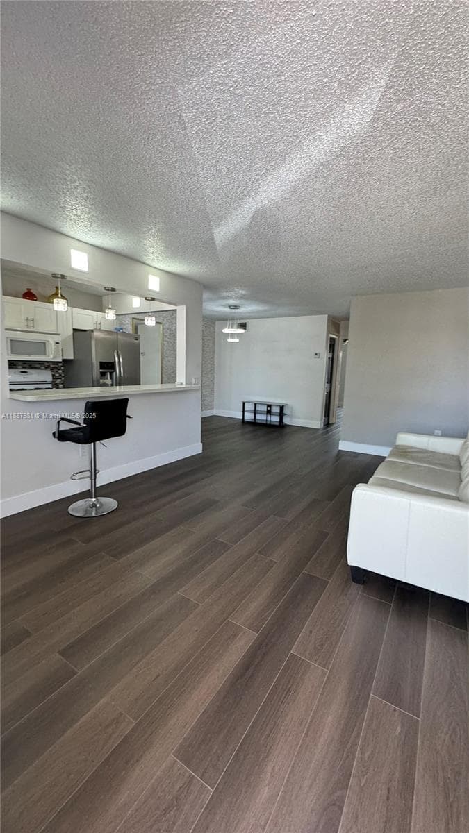 160 NE 203rd Ter # E31, Miami Gardens FL 33179 — 22