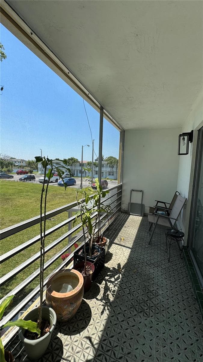 160 NE 203rd Ter # E31, Miami Gardens FL 33179 — 24