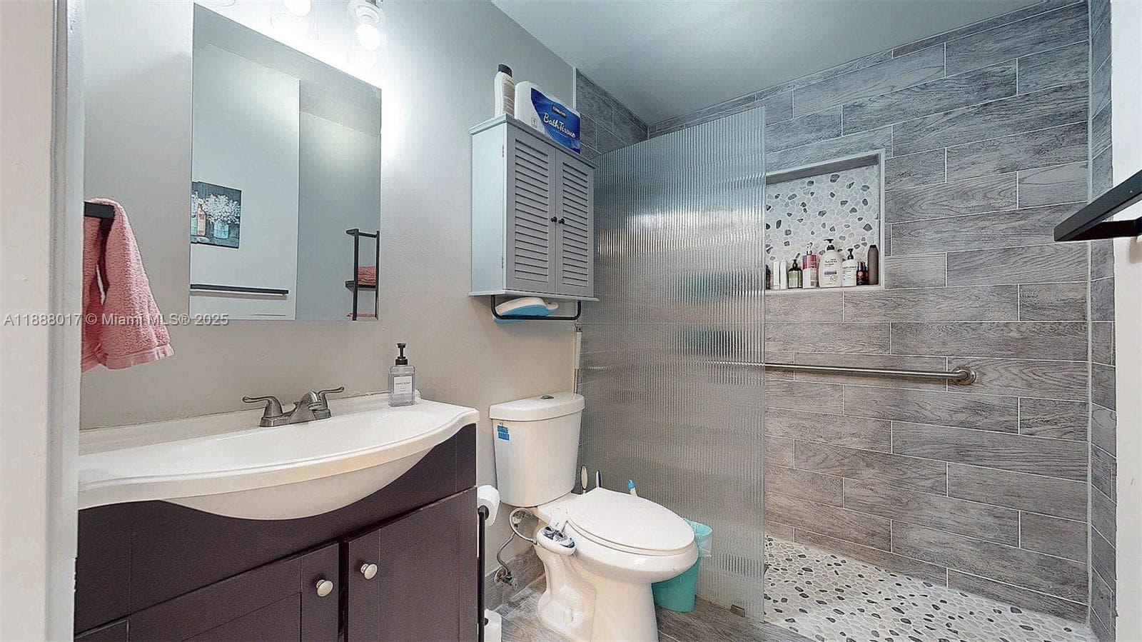 18475 SW 204th St, Miami FL 33187 — 16