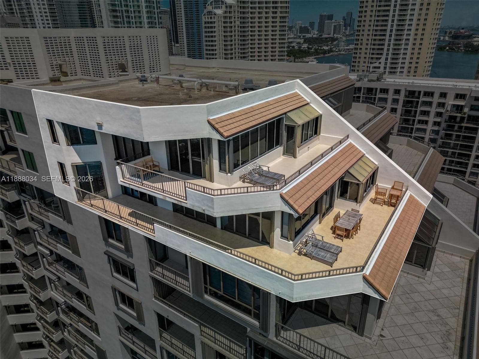 520 Brickell Key Drive # 03, Miami FL 33131 — 2