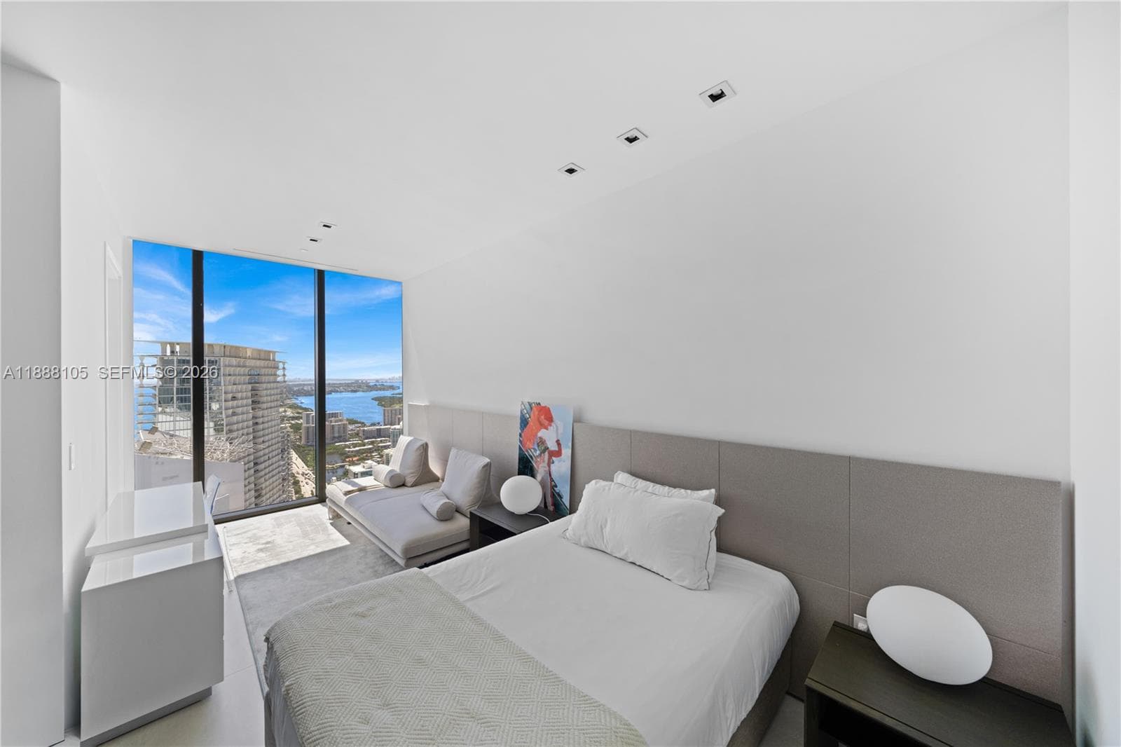 17141 Collins Ave # 1, Sunny Isles Beach FL 33160 — 32