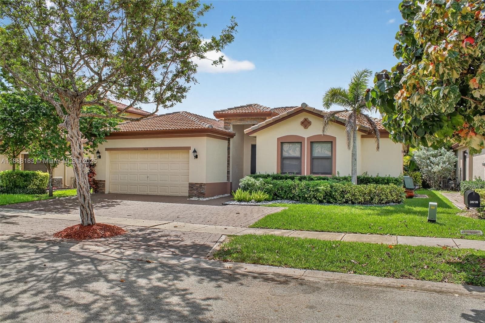 3616 SE 2nd Dr, Homestead FL 33033 — 52