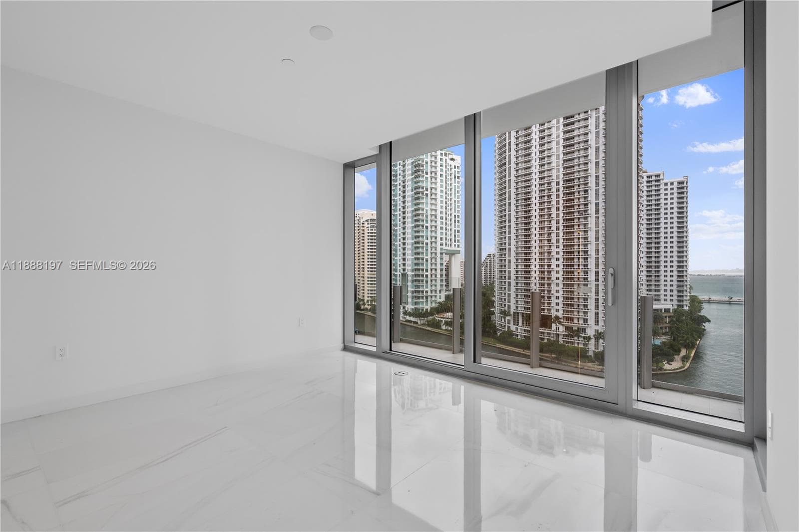 300 Biscayne Blvd Way # 1103, Miami FL 33131 — 17