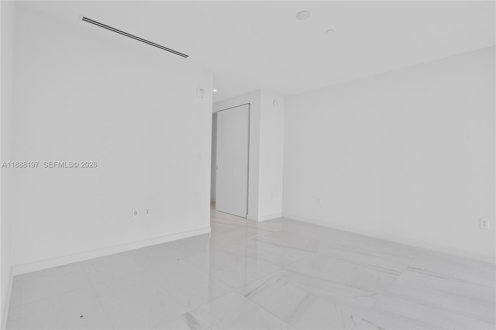 300 Biscayne Blvd Way # 1103, Miami FL 33131 — 26