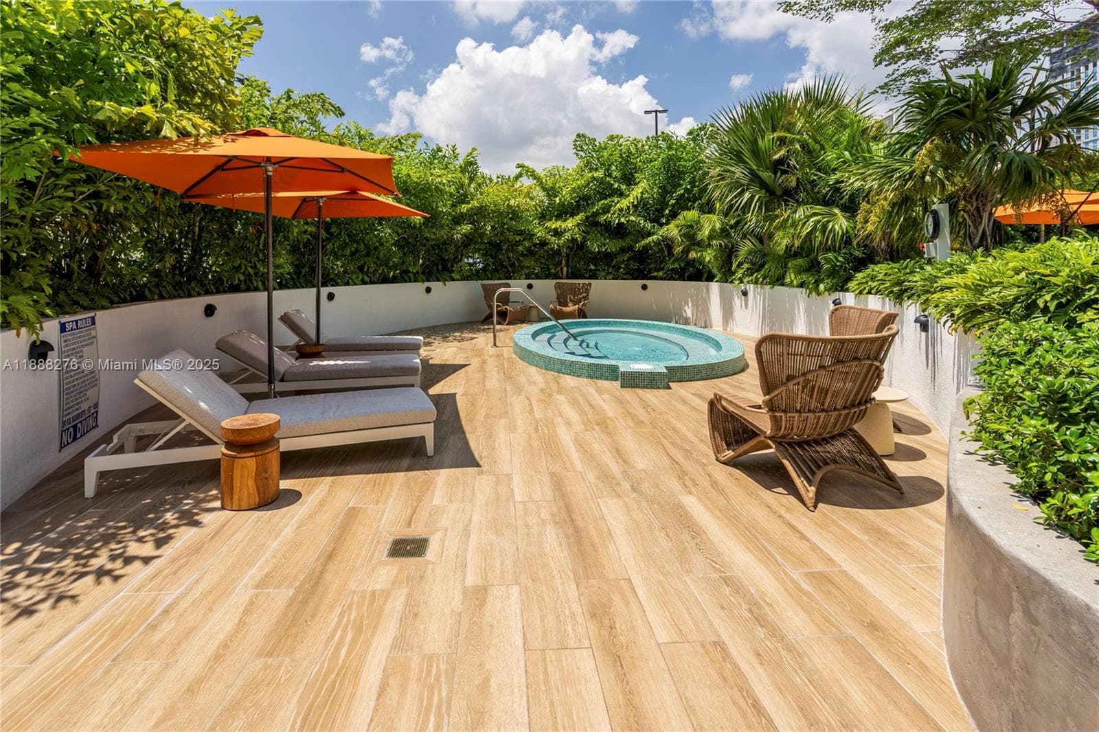 725 NE 24th St, Miami FL 33137 — 29