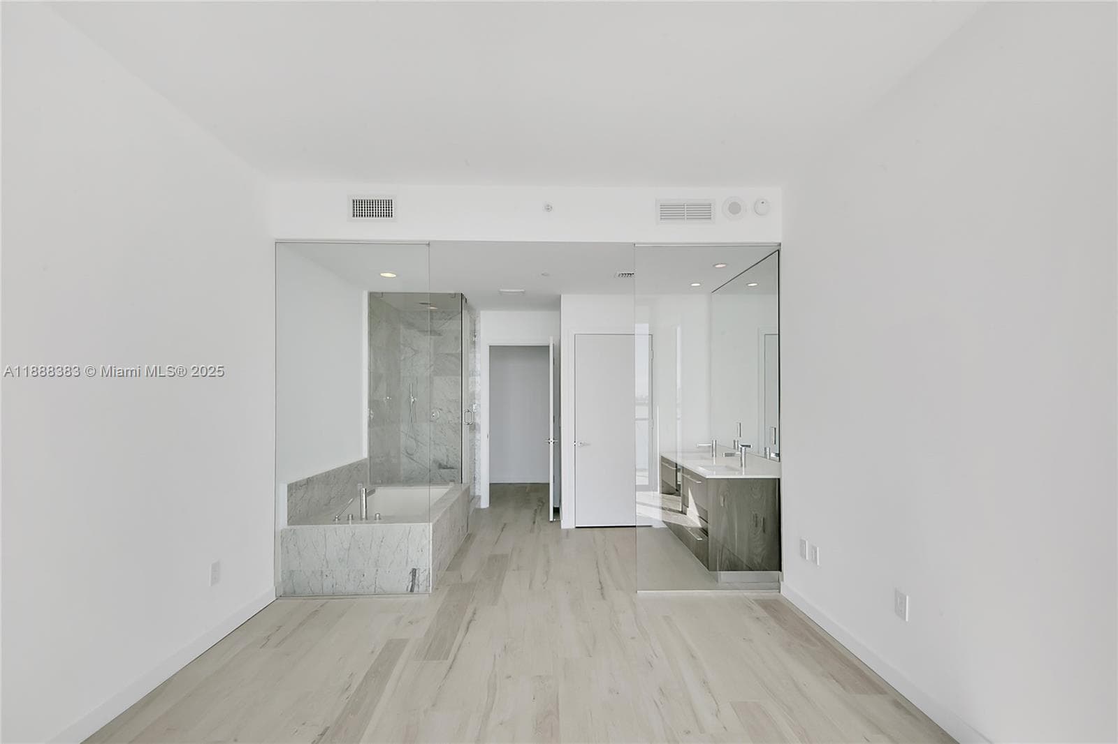 480 NE 31st St # 904, Miami FL 33137 — 11