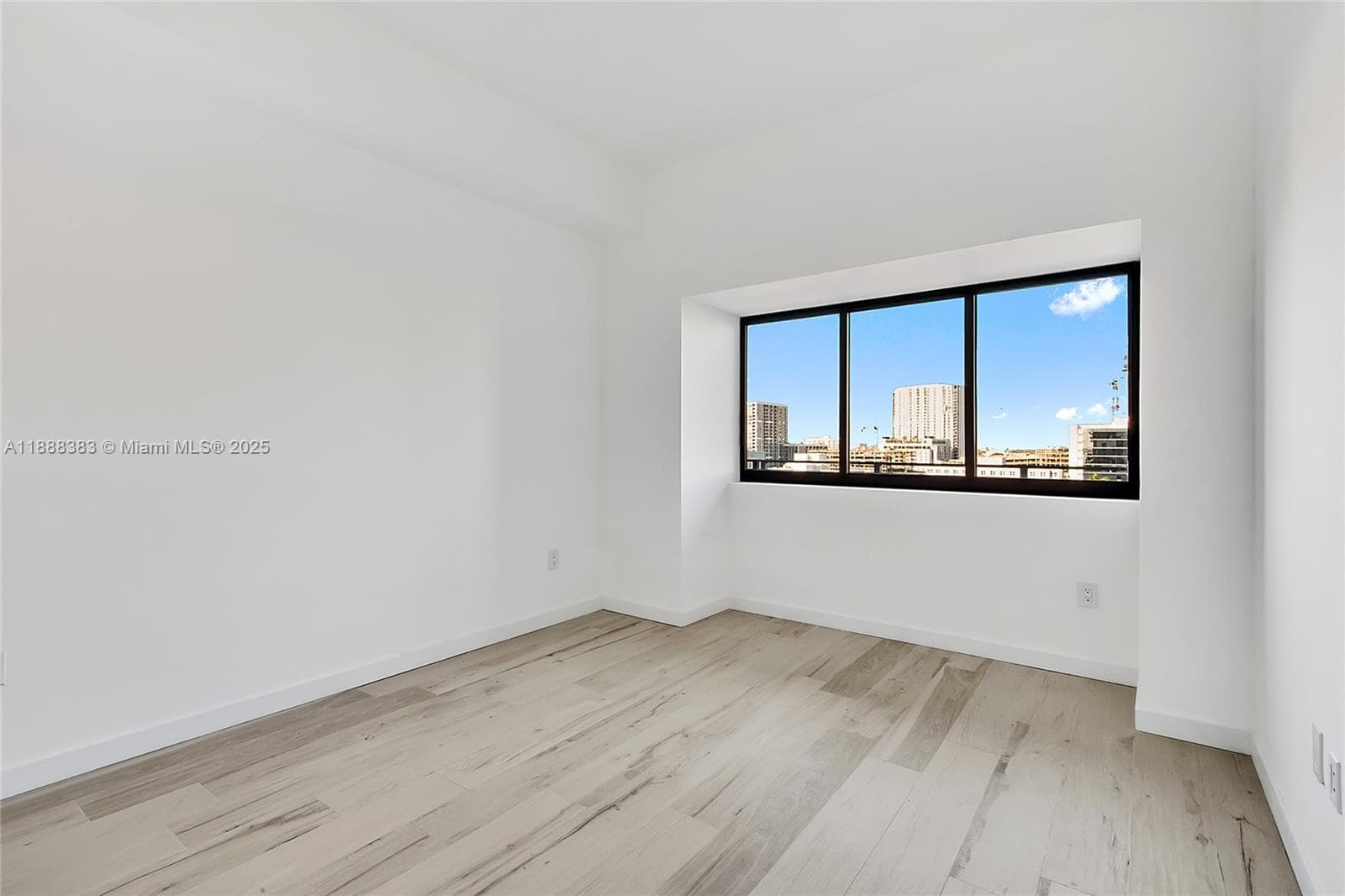 480 NE 31st St # 904, Miami FL 33137 — 19