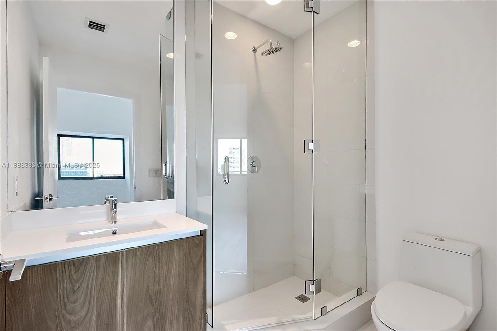 480 NE 31st St # 904, Miami FL 33137 — 21
