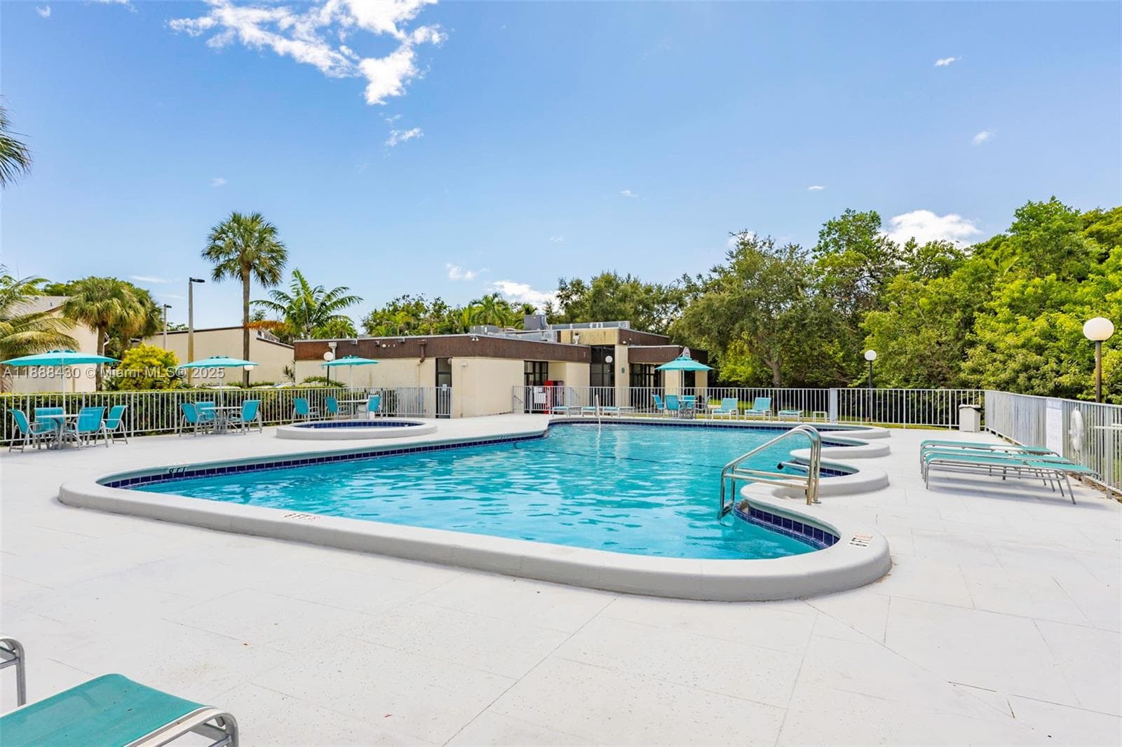 19440 NE 26th Ave # 53B, Miami FL 33180 — 28