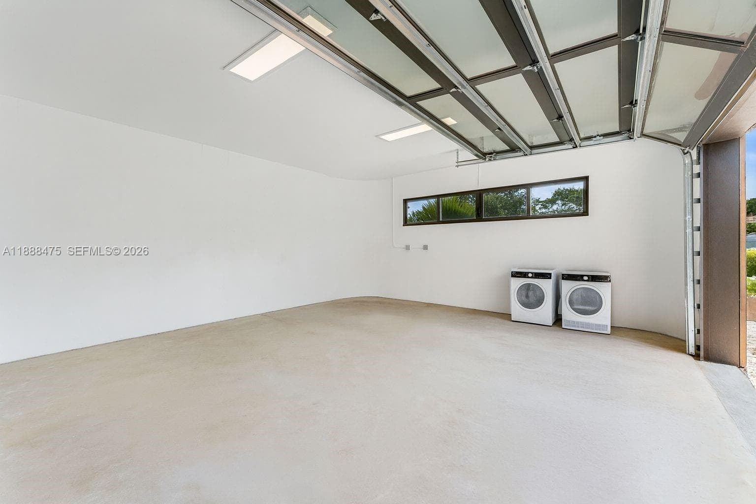 3114 Prairie Ave, Miami Beach FL 33140 — 42
