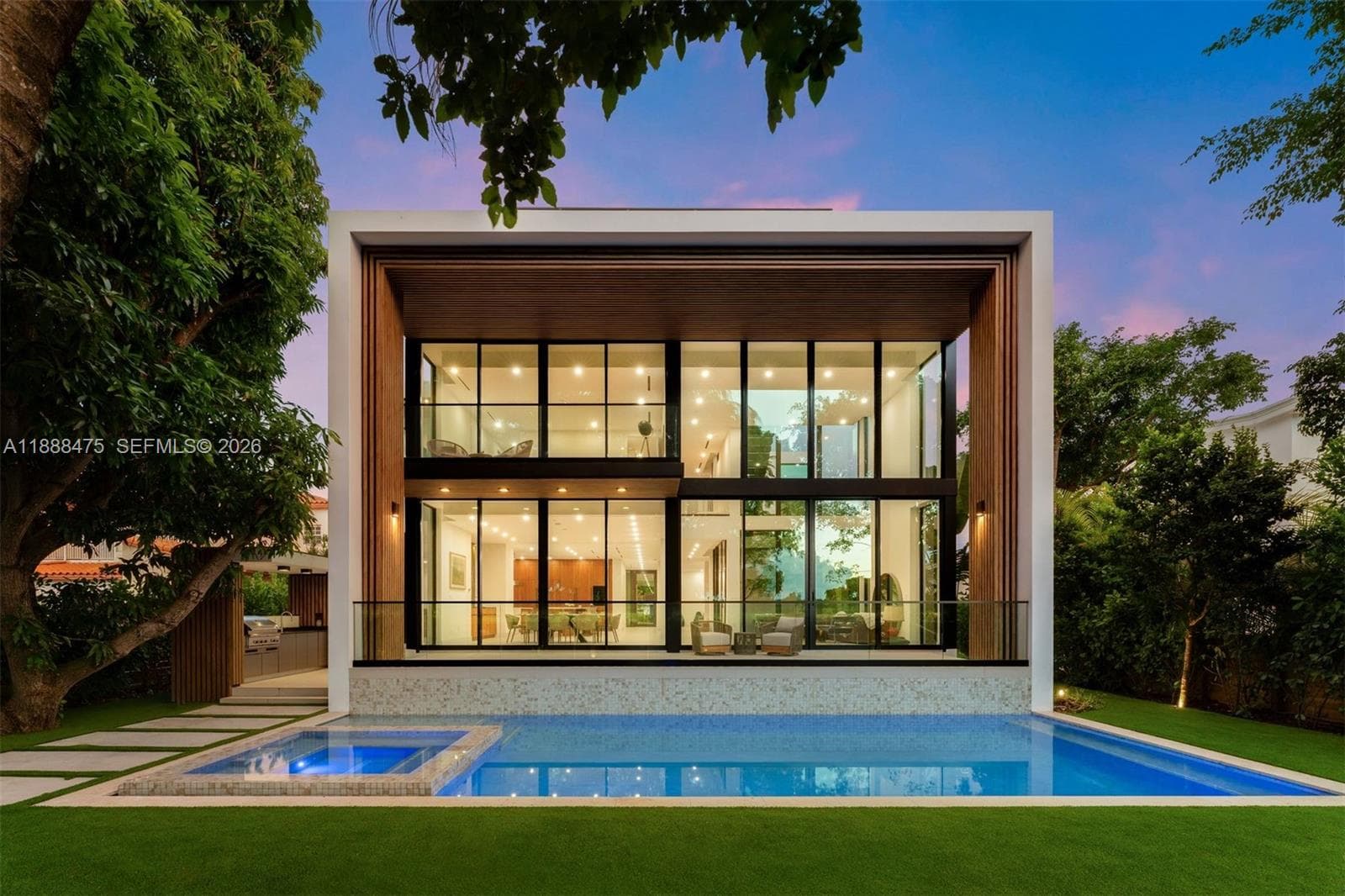 3114 Prairie Ave, Miami Beach FL 33140 — 3