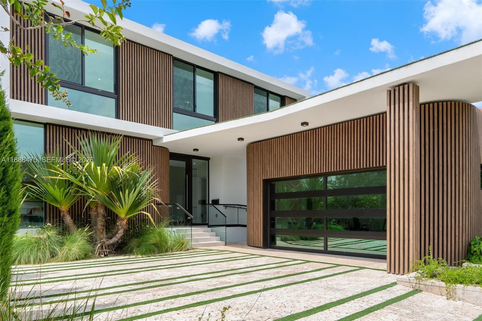 3114 Prairie Ave, Miami Beach FL 33140 — 49