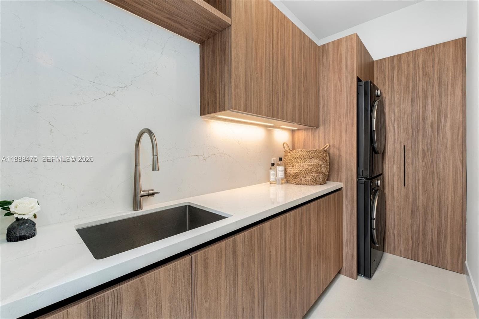 3114 Prairie Ave, Miami Beach FL 33140 — 14
