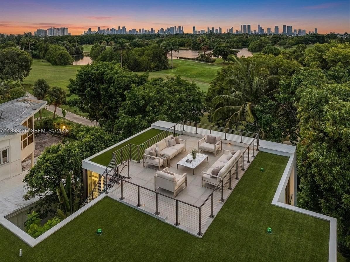 3114 Prairie Ave, Miami Beach FL 33140 — 4