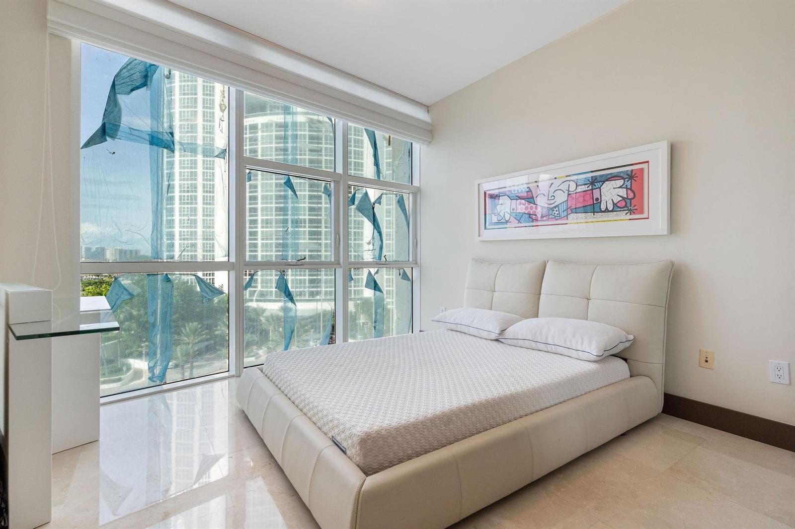 18101 Collins Avenue # 801, Sunny Isles Beach FL 33160 — 28