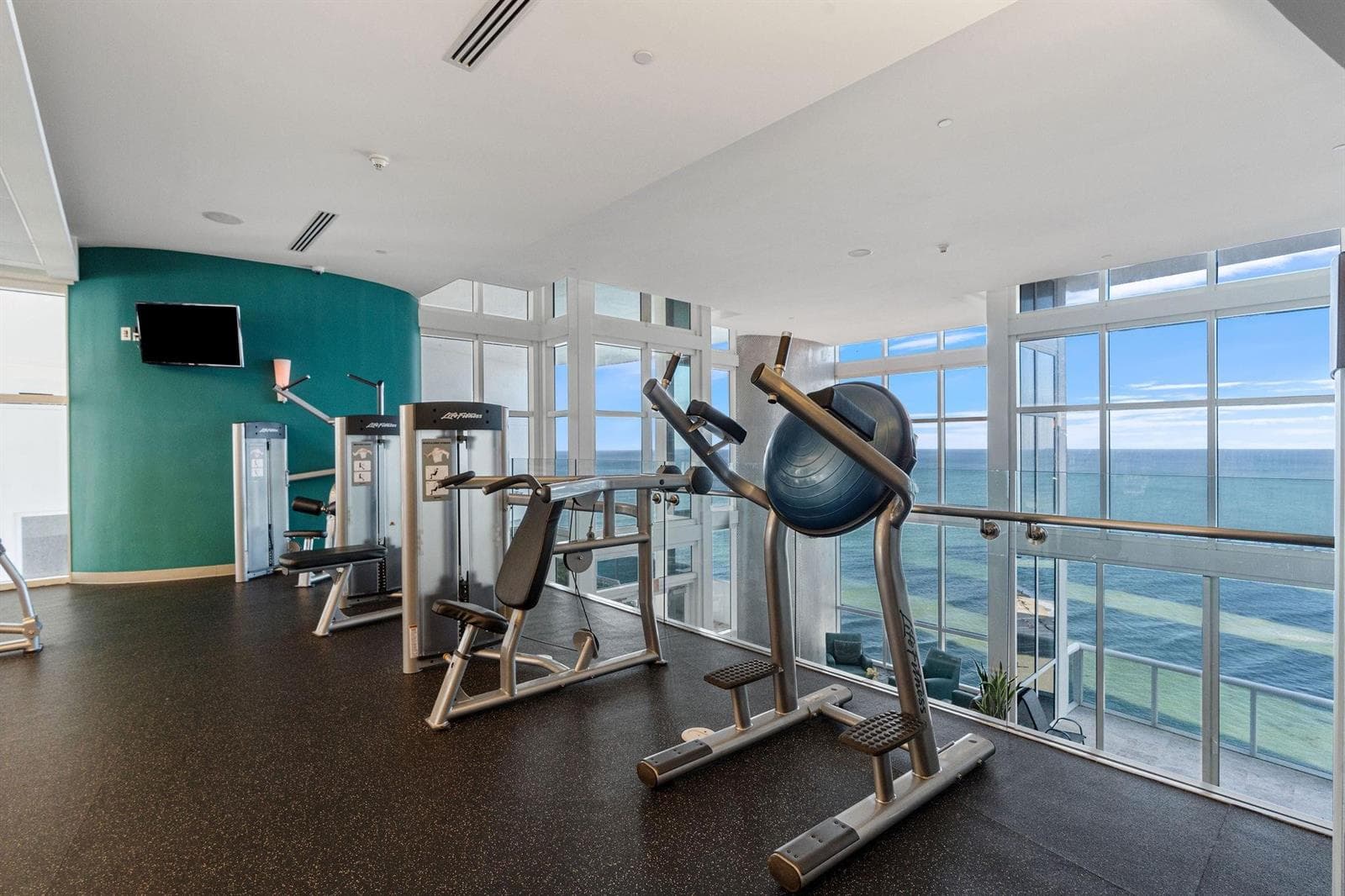 18101 Collins Avenue # 801, Sunny Isles Beach FL 33160 — 55