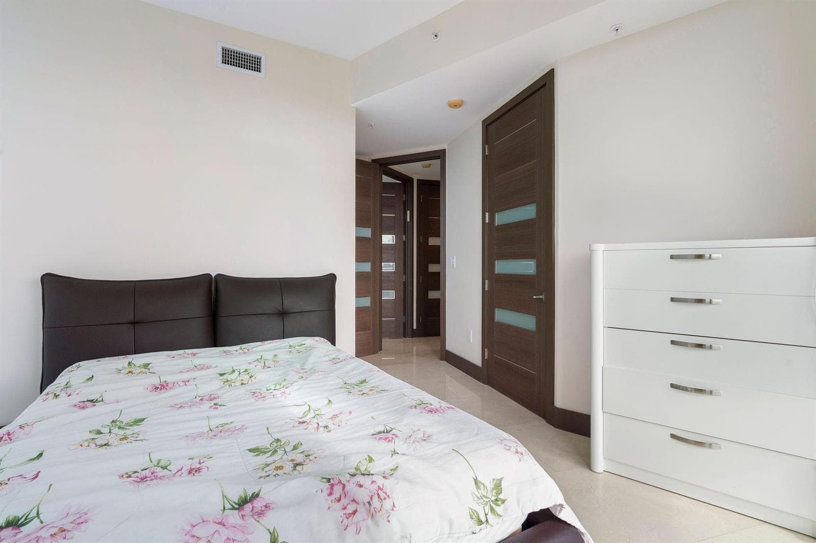 18101 Collins Avenue # 801, Sunny Isles Beach FL 33160 — 25
