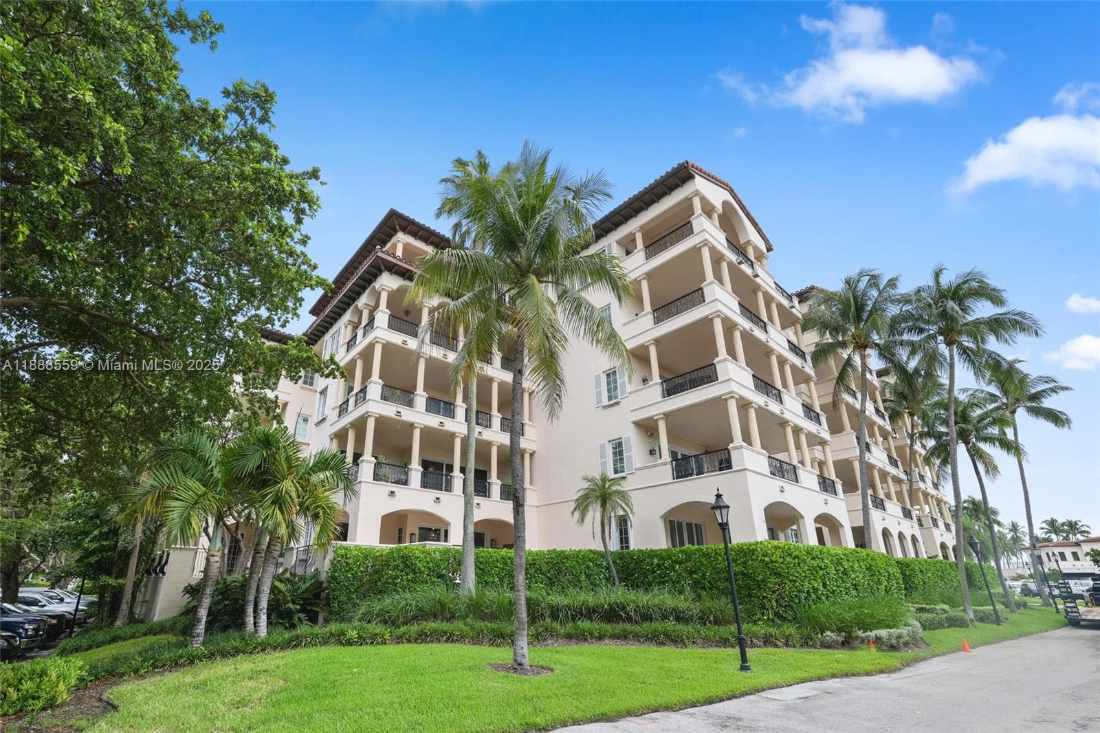 19216 Fisher Island Dr # 19216, Miami Beach FL 33109 — 43
