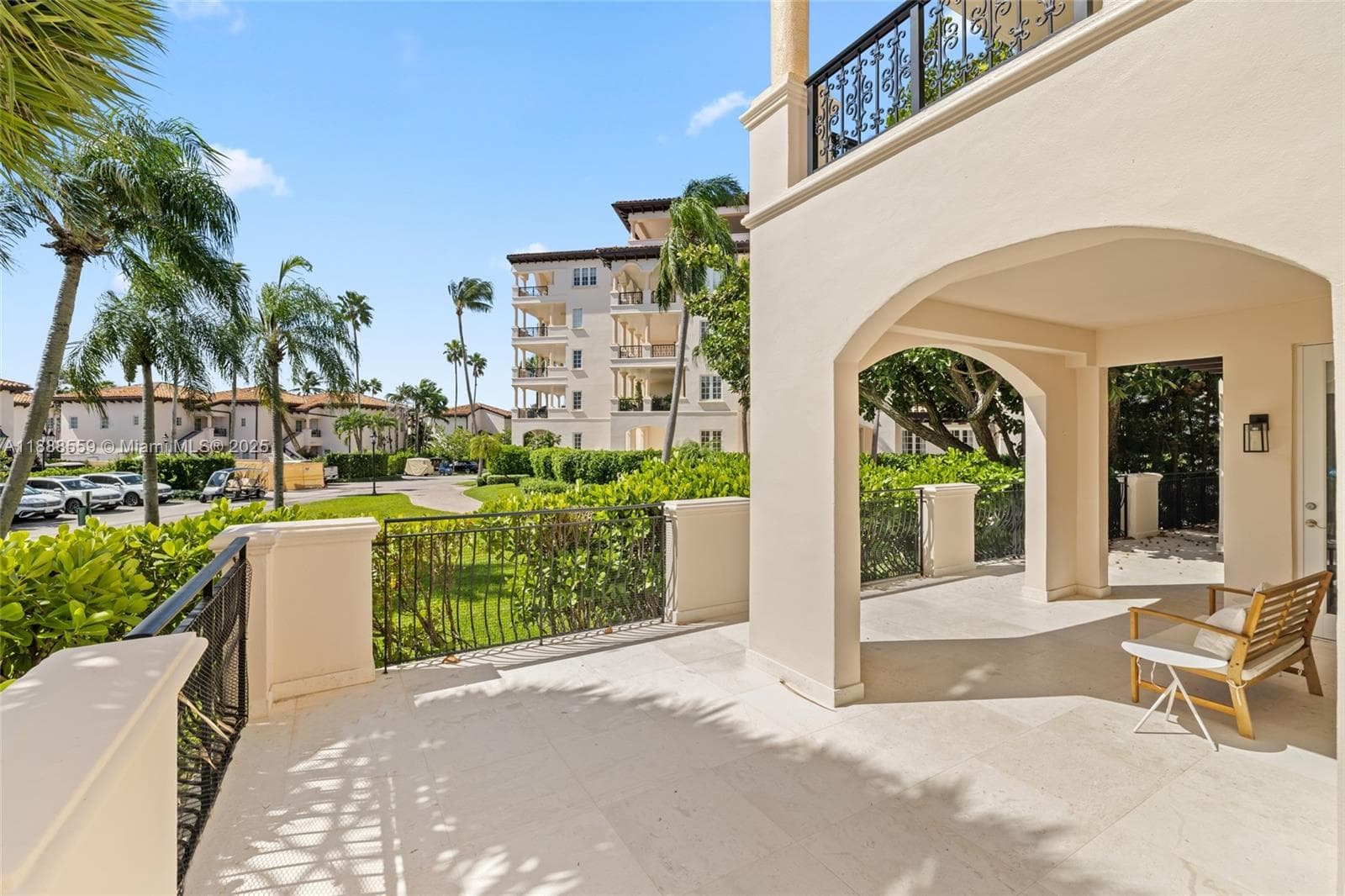 19216 Fisher Island Dr # 19216, Miami Beach FL 33109 — 38