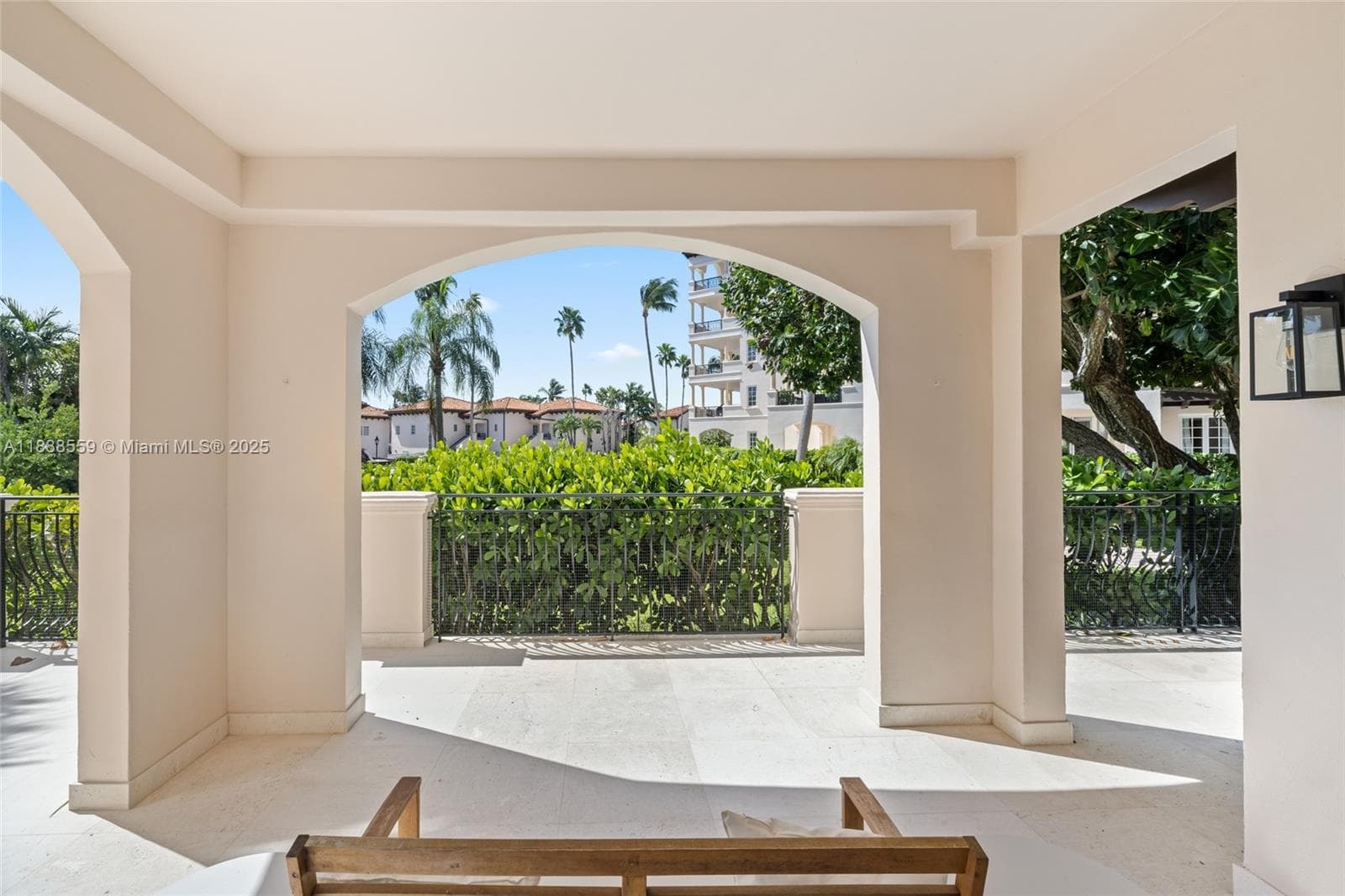 19216 Fisher Island Dr # 19216, Miami Beach FL 33109 — 41