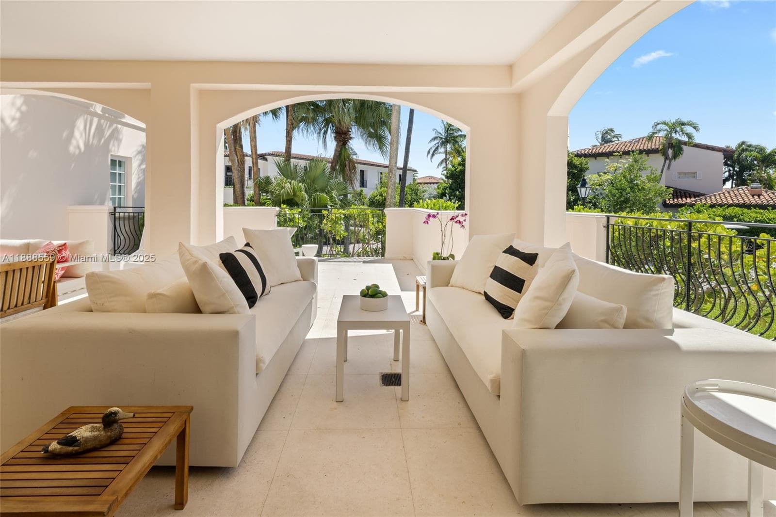 19216 Fisher Island Dr # 19216, Miami Beach FL 33109 — 19