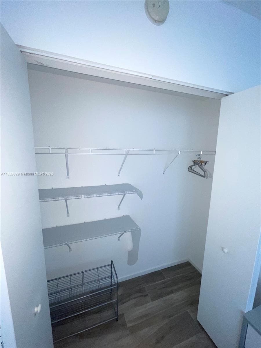 801 S Miami Ave # 3304, Miami FL 33130 — 16