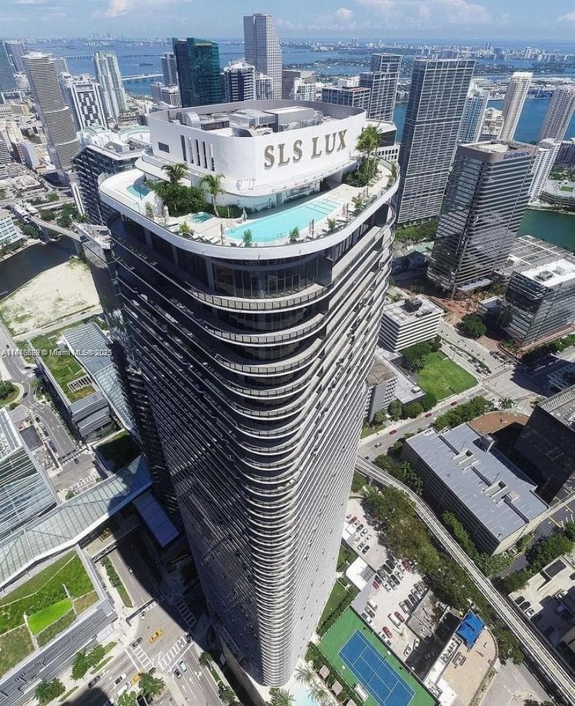 801 S Miami Ave # 3304, Miami FL 33130 — 22