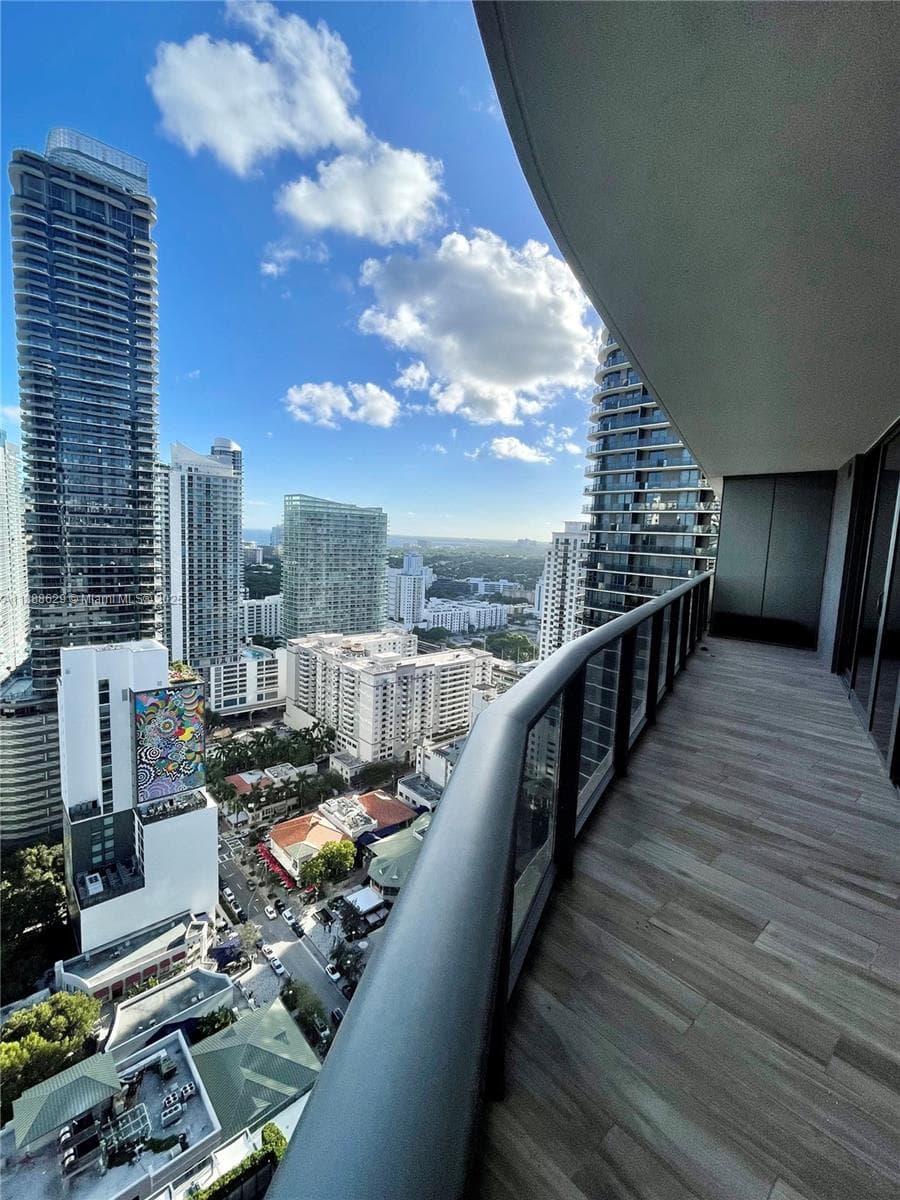 801 S Miami Ave # 3304, Miami FL 33130 — 7