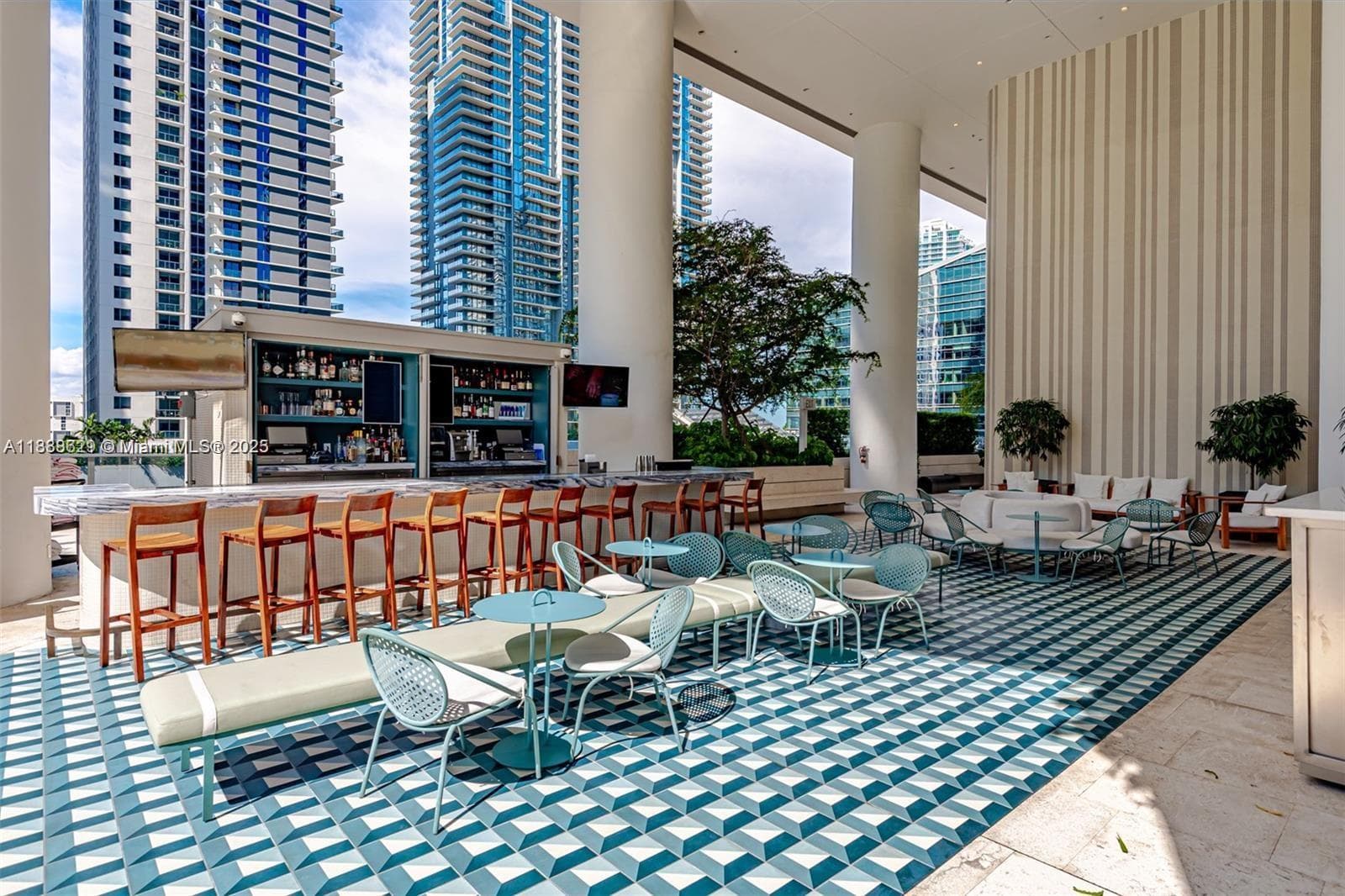 801 S Miami Ave # 3304, Miami FL 33130 — 24