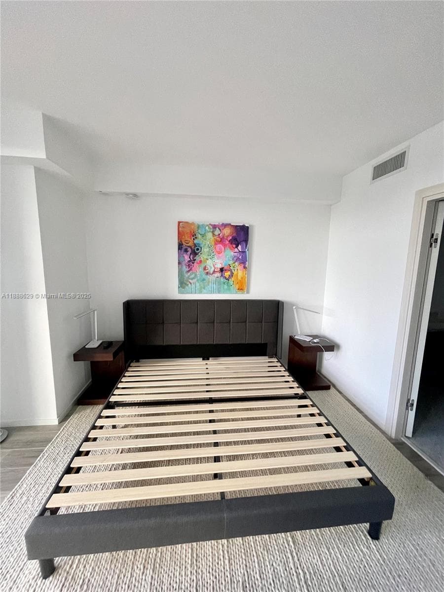 801 S Miami Ave # 3304, Miami FL 33130 — 10