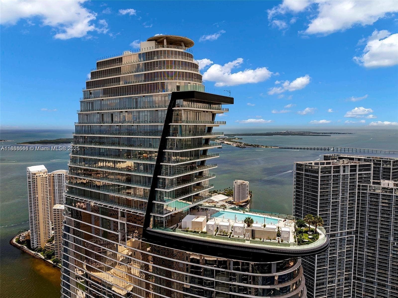 300 Biscayne blvd way # 2908, Miami FL 33131 — 13