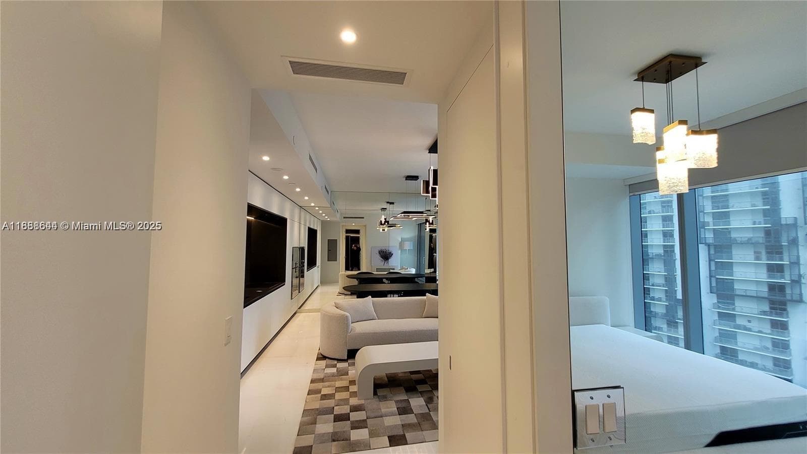300 Biscayne blvd way # 2908, Miami FL 33131 — 7