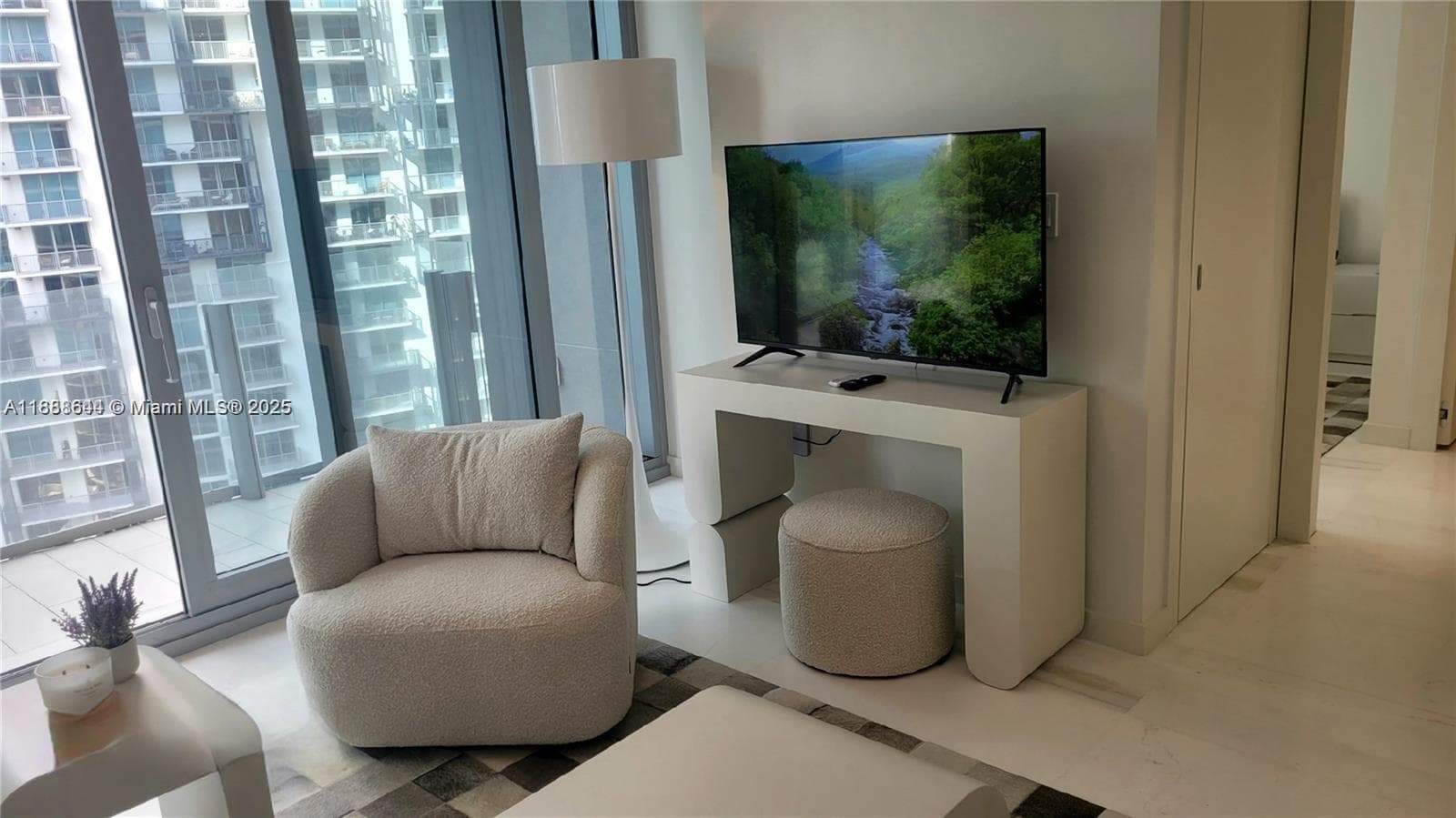 300 Biscayne blvd way # 2908, Miami FL 33131 — 3