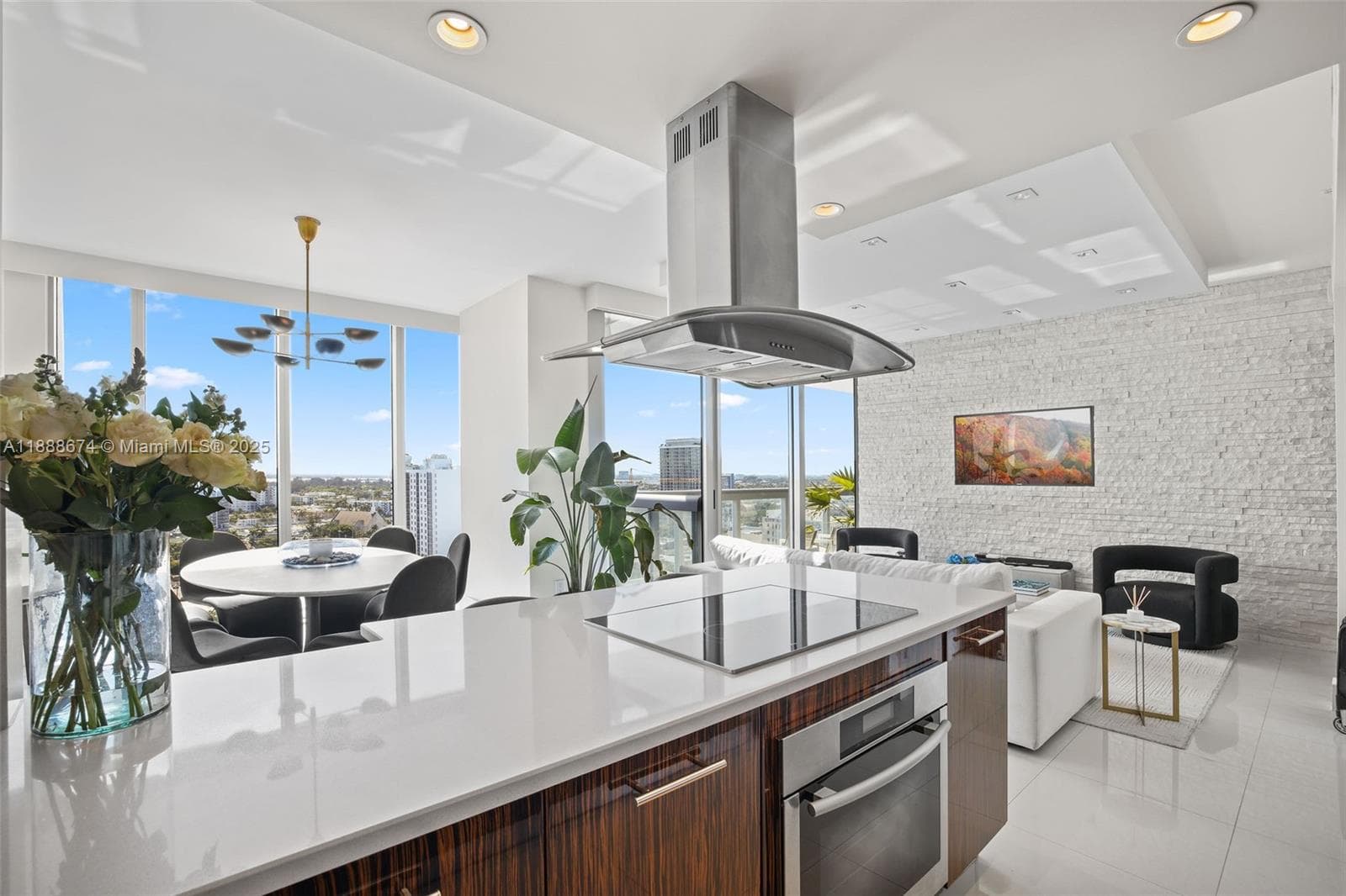 6899 Collins Ave # 1610, Miami Beach FL 33141 — 6