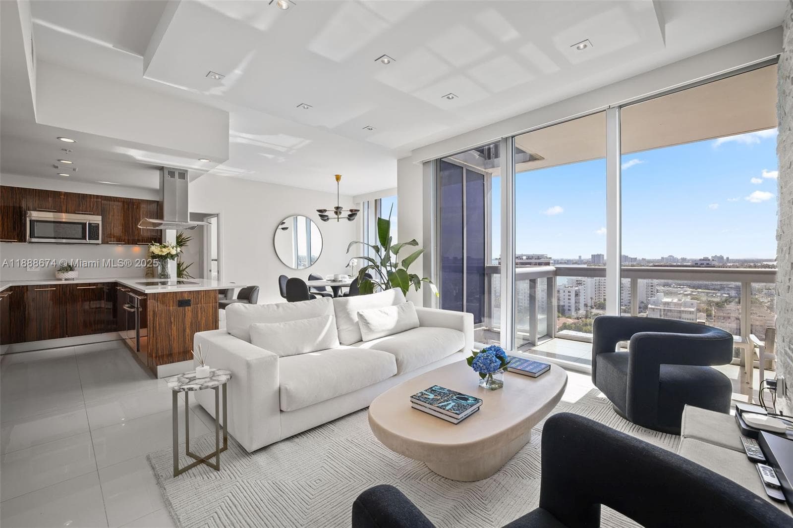6899 Collins Ave # 1610, Miami Beach FL 33141 — 1