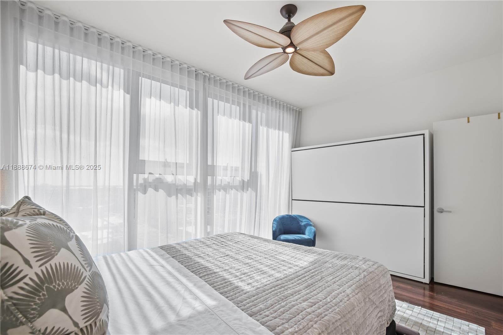 6899 Collins Ave # 1610, Miami Beach FL 33141 — 19